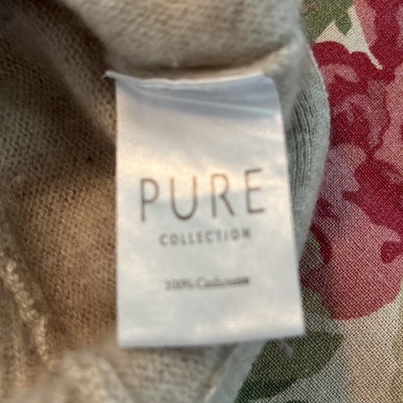 PURE CASHMERE Size 12 Cashmere V-Neck Ribbed Design Sweater Oatmeal Timeless - Picture 9 of 14